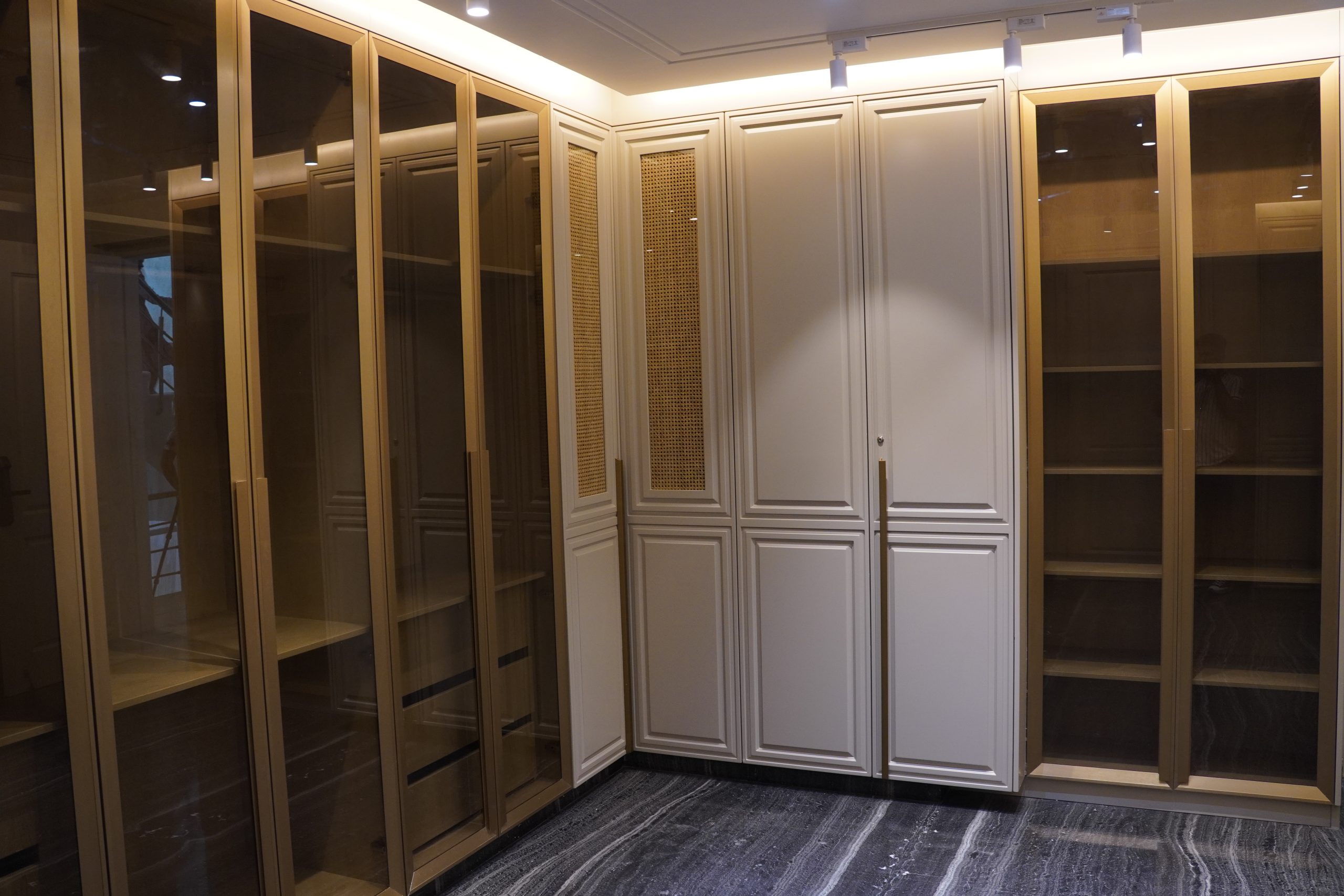 Copy of DSC04749 scaled